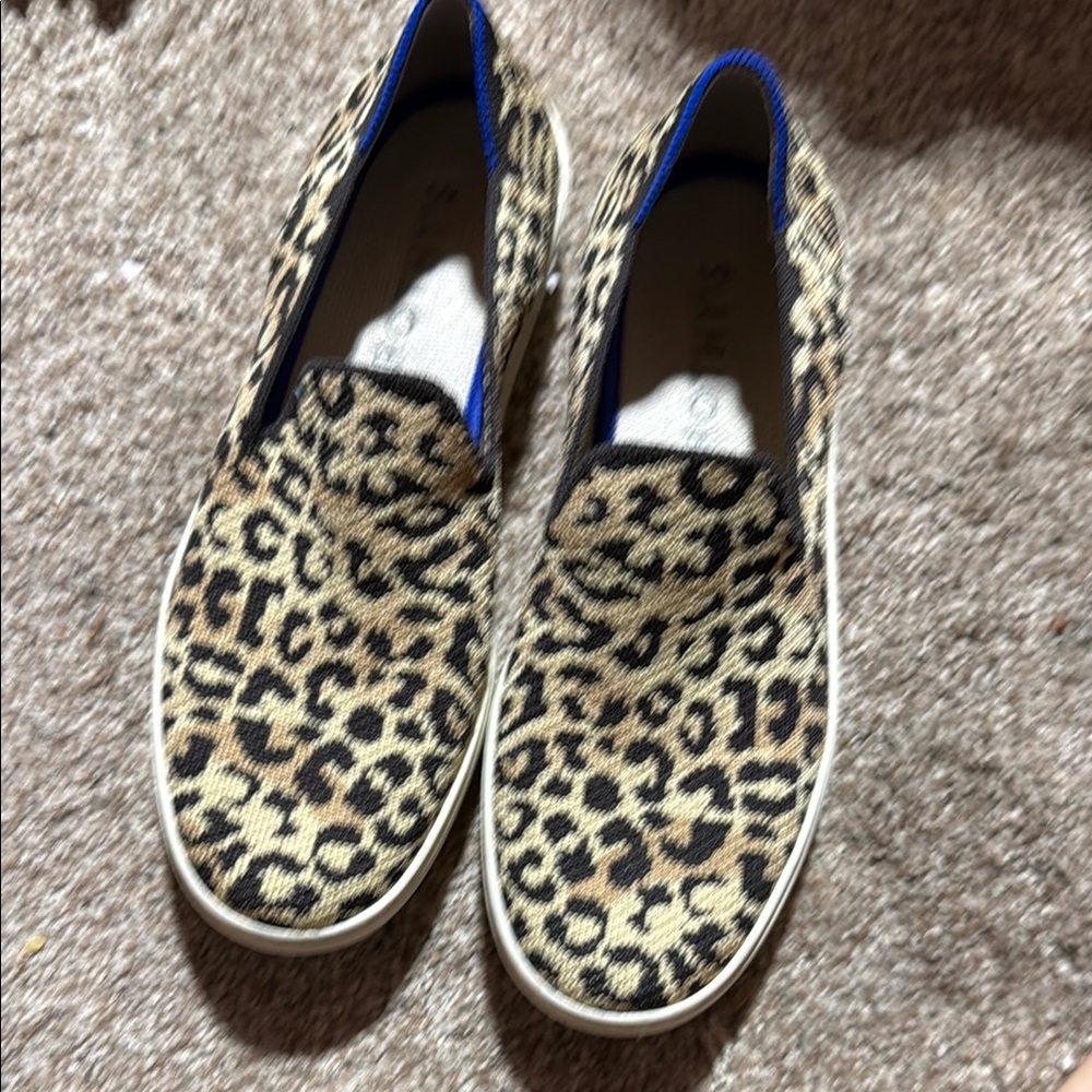 Leopard Print Slip-On Shoes